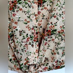 #7) Casey & Max 100% Cotton  button down shirt with short sleeve